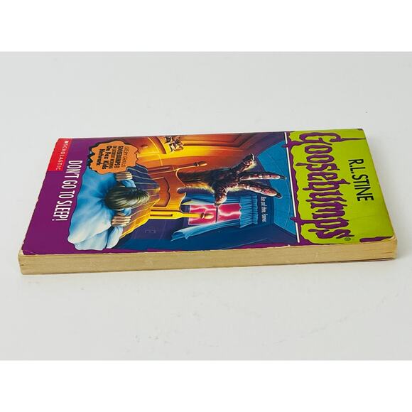 Goosebumps Ser. #54: Don't Go To Sleep! Paperback Book by R. L. Stine 1997 - Picture 6 of 7